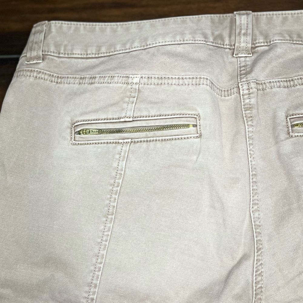J. Crew City Fit Cargo Tan Burgundy Pants - Size: 8 - RN77388 - Material: Cotton - Picture 7 of 7